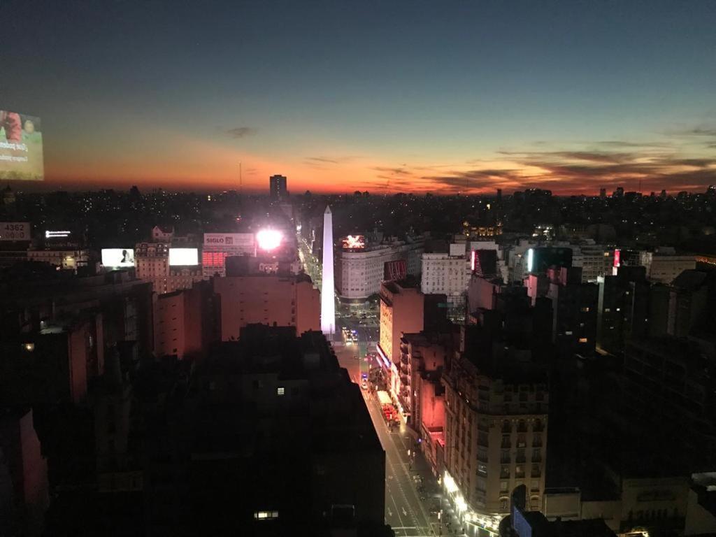 Que Mejor Vista Del Obelisco Piso A La Calle Corrientes Buenos Aires Luaran gambar